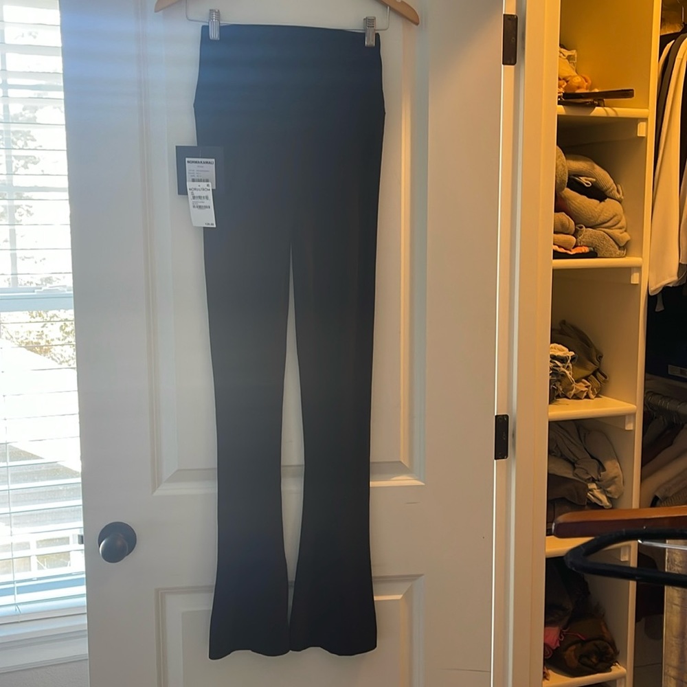 Norma Kamali spat legging